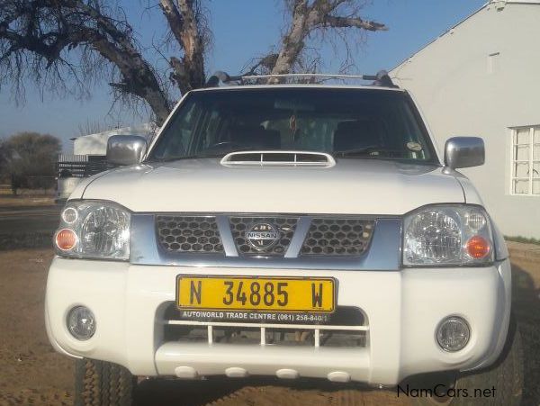 Nissan NP300 2.5 TD in Namibia