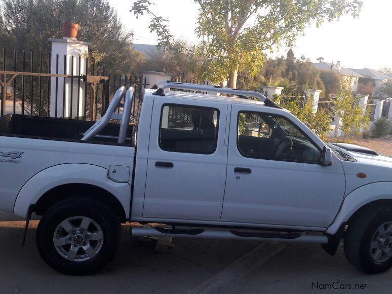 Nissan NP300 2.5tD in Namibia