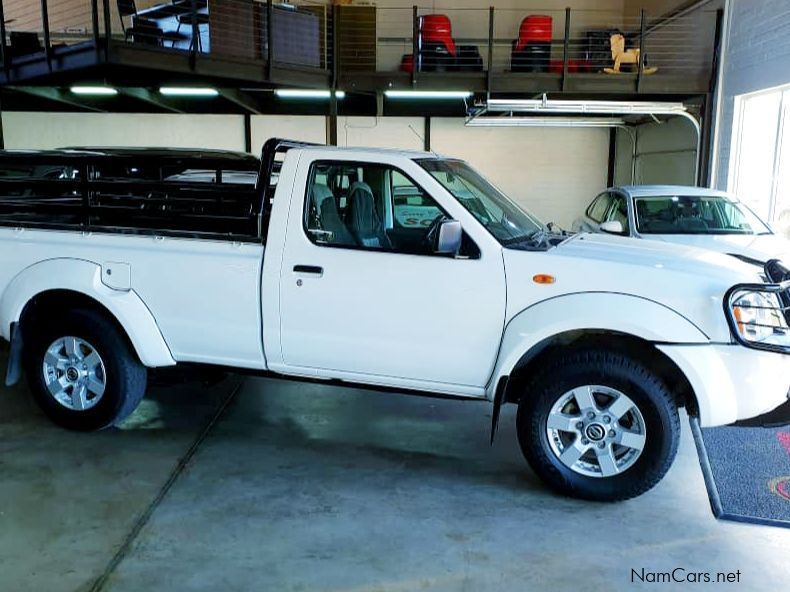 Nissan NP300 S/C in Namibia