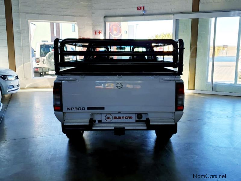 Nissan NP300 S/C in Namibia