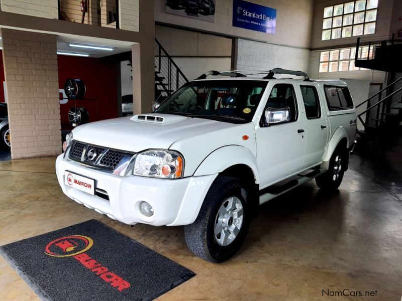 Nissan Np300 2.5 TDI 4x4 D/C in Namibia