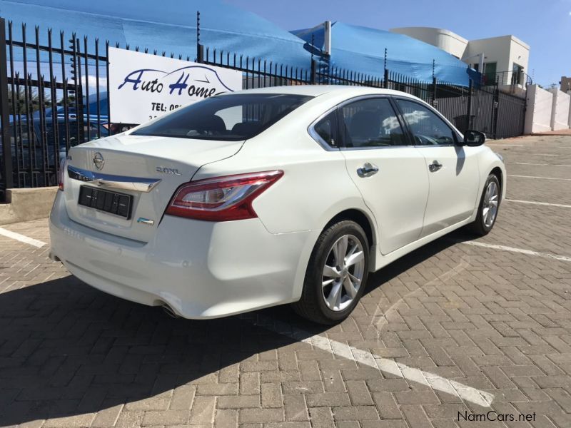 Nissan TEANA 2.0 CVT in Namibia