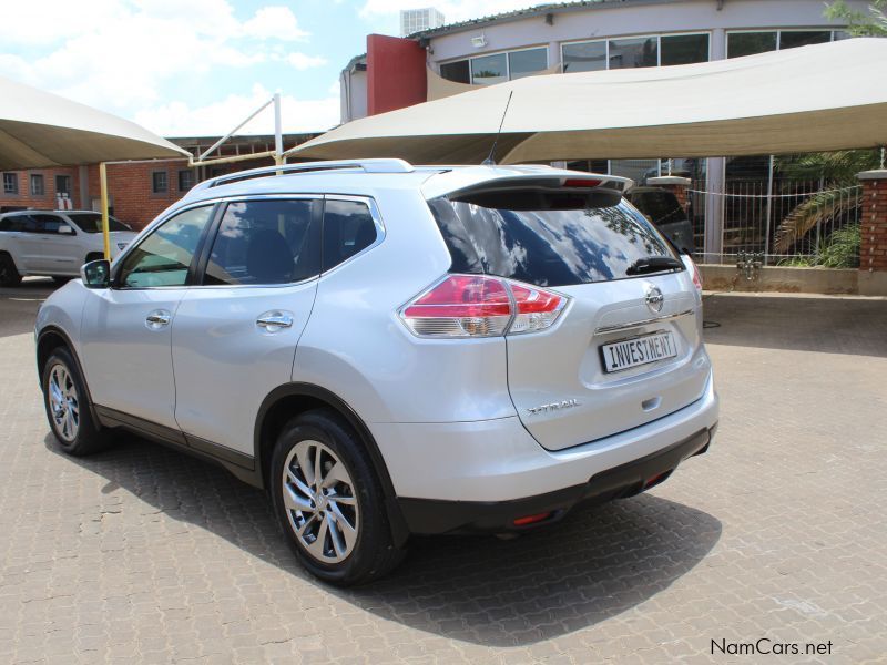 Nissan X-TRAIL 2.0 XE in Namibia