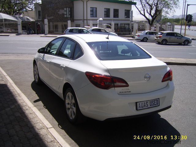Opel ASTRA 1.6 ESSENTIA in Namibia