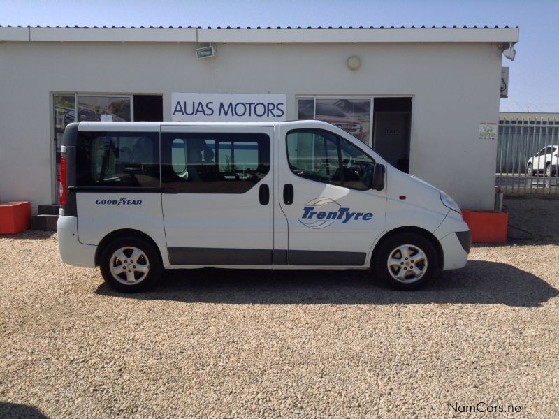 Opel Vivaro 1.9 CDTi 9 seater BUS in Namibia