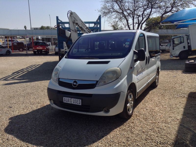 Opel Vivaro 1.9 CDTi 9 seater BUS in Namibia