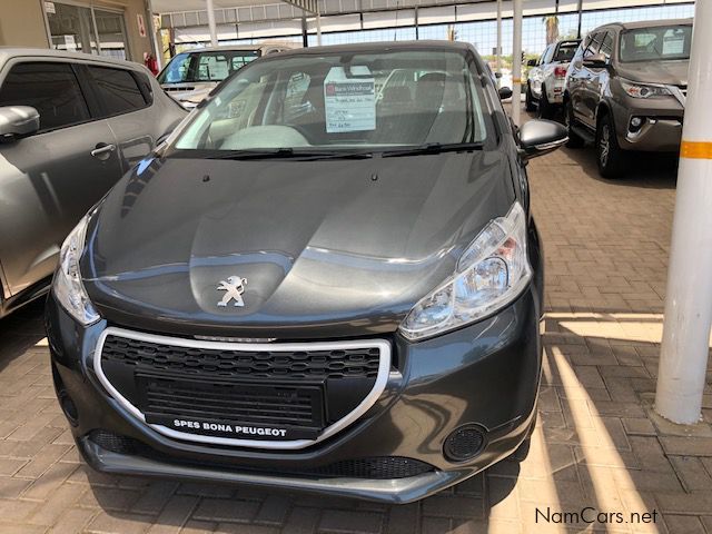 Peugeot 208 Alure 1.6 in Namibia