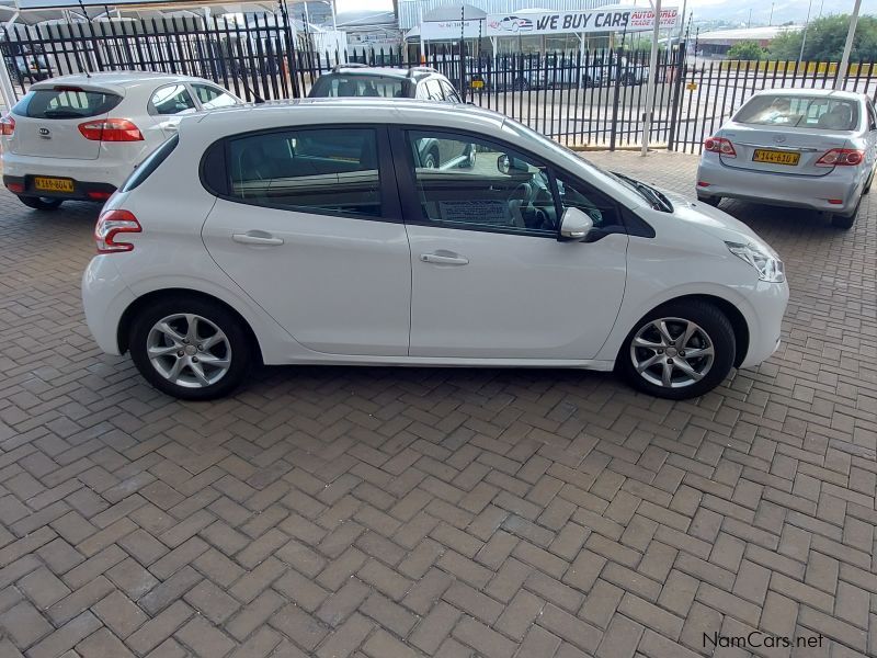 Peugeot 208 GL Active in Namibia