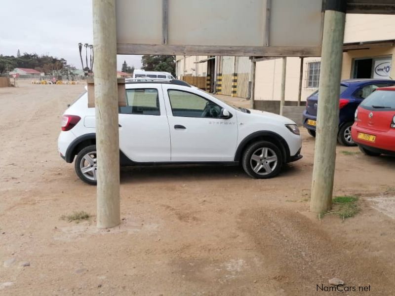 Renault Sander Stepway in Namibia