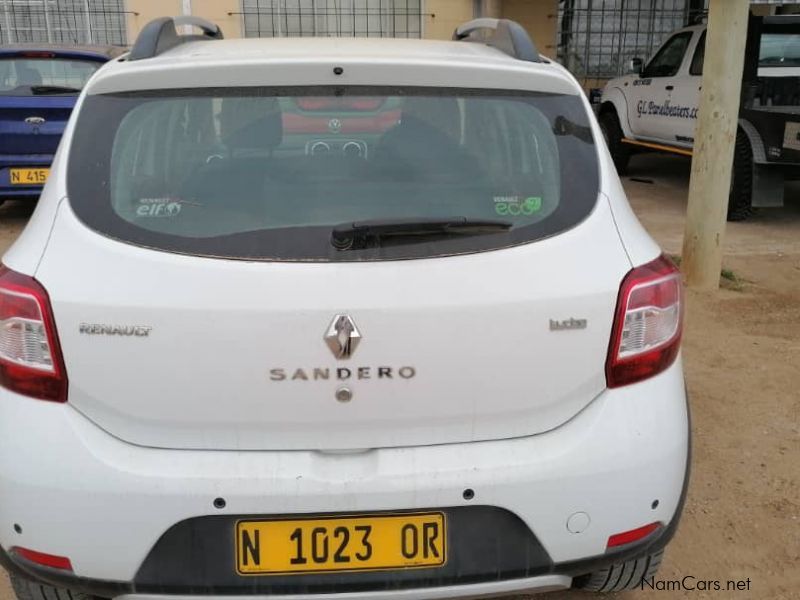Renault Sander Stepway in Namibia