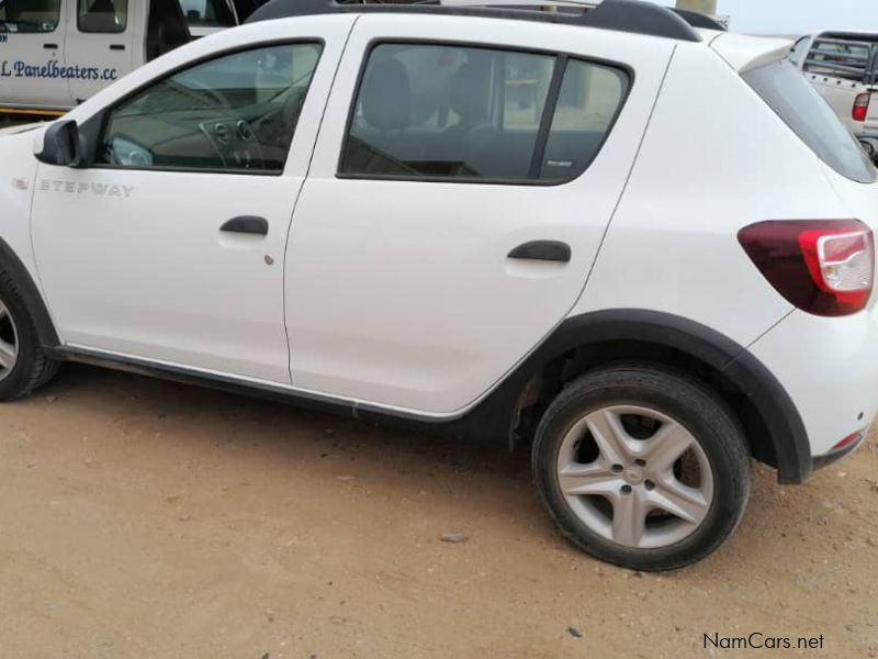 Renault Sander Stepway in Namibia