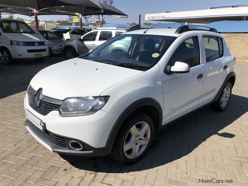 Renault Sandero Stepway 900T in Namibia