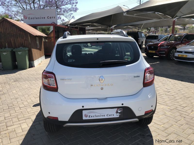 Renault Sandero Stepway 900T in Namibia