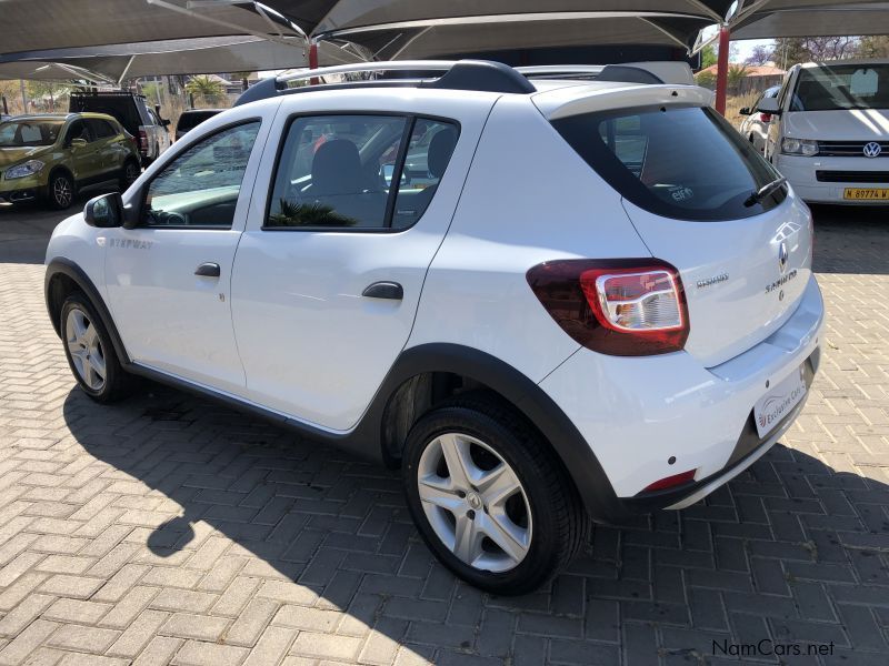 Renault Sandero Stepway 900T in Namibia