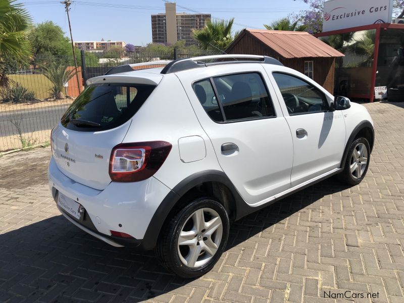 Renault Sandero Stepway 900T in Namibia