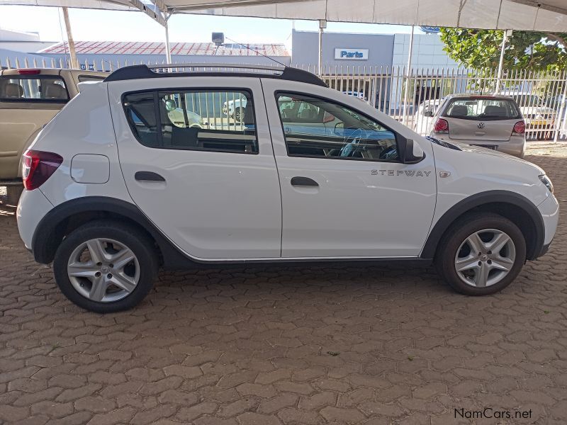 Renault sandero in Namibia