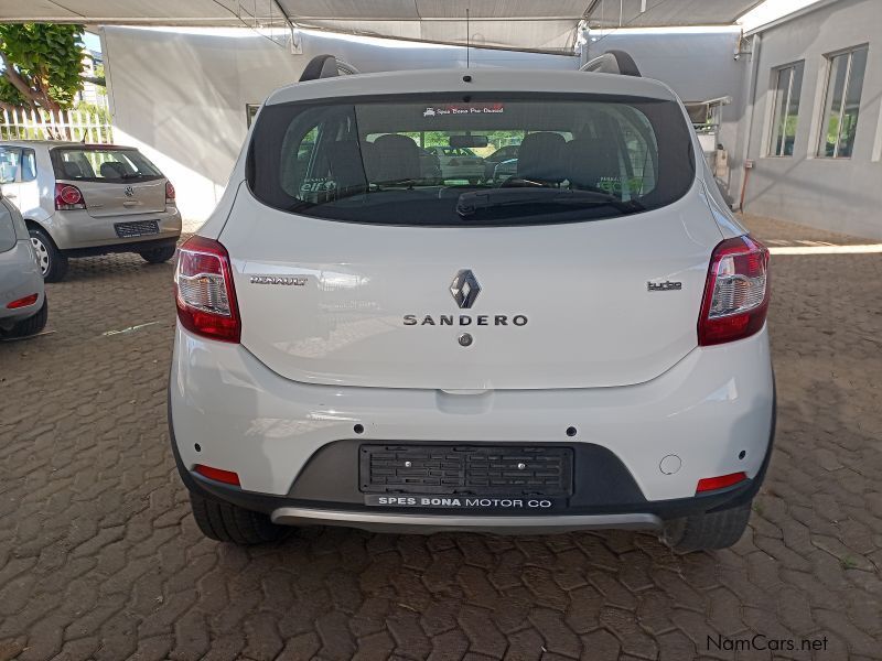 Renault sandero in Namibia