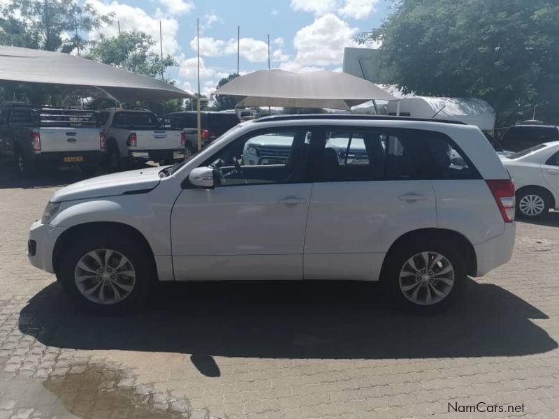 Suzuki GRAND VITARA 2.4 DUNE 4X4 in Namibia