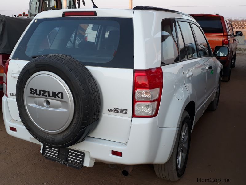 Suzuki Grand Vitara 2.4 Due 4x4 in Namibia