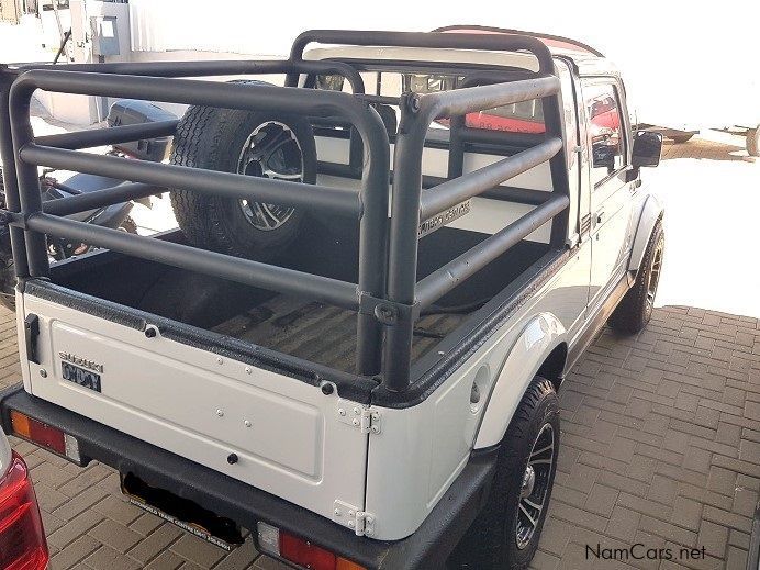 Suzuki Gypsy 1.3i Single Cab 4x4 1/2 ton in Namibia