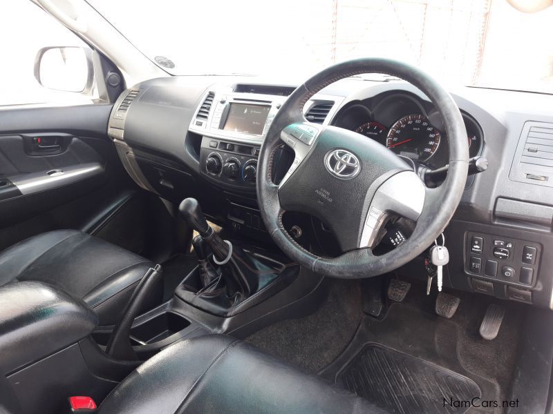 Toyota 2014 Toyota  hilux 3.0 4x4 extra  cab dakar in Namibia