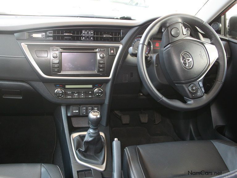 Toyota Auris 1.6 XR manual in Namibia