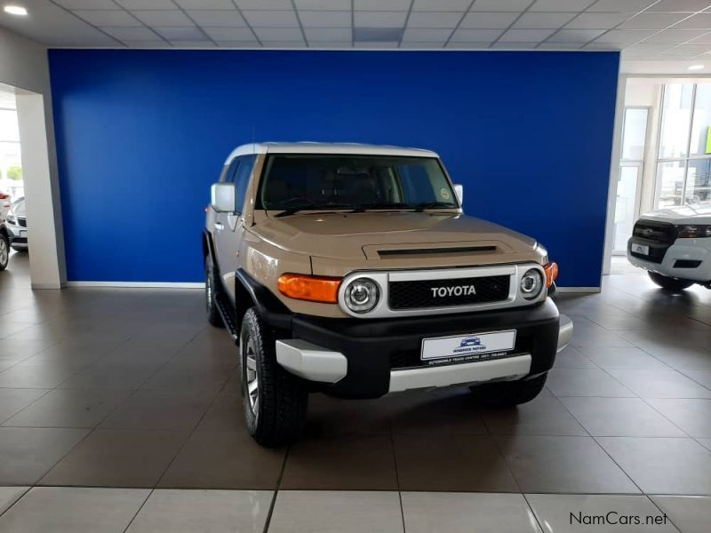 Toyota FJ Cruiser 4.0 V6 A/T in Namibia