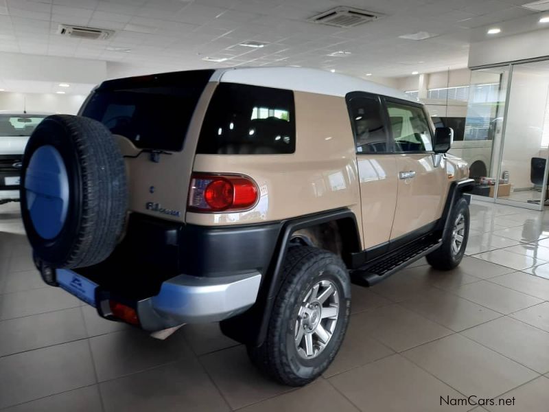 Toyota FJ Cruiser 4.0 V6 A/T in Namibia