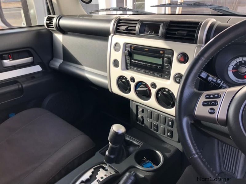 Toyota FJ Cruiser 4.0 V6 in Namibia