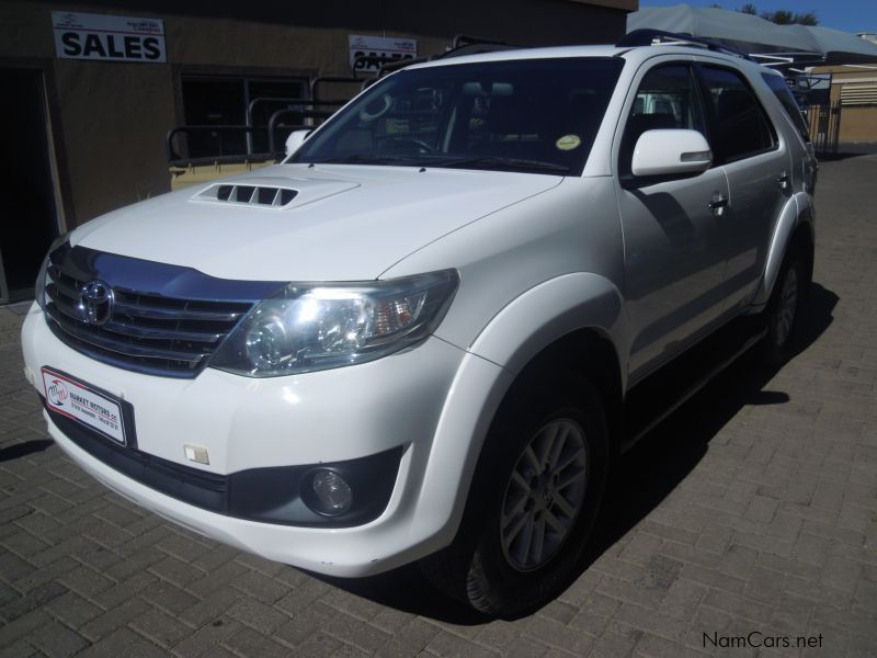 Toyota FORTUNER 2.5D4D R/B in Namibia
