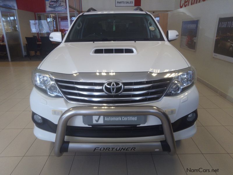 Toyota FORTUNER 3.0 D-4D 4X4 AT in Namibia