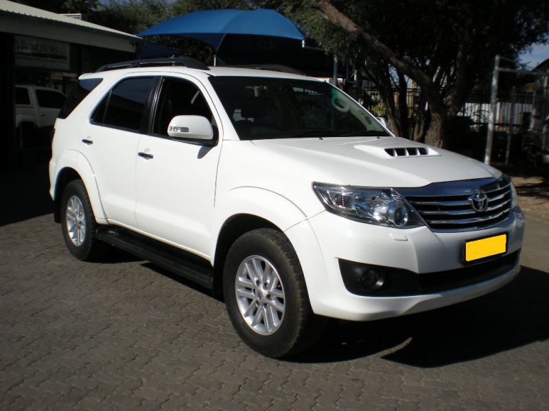 Toyota Fortuner 3.0 D4D 4X4 Auto in Namibia