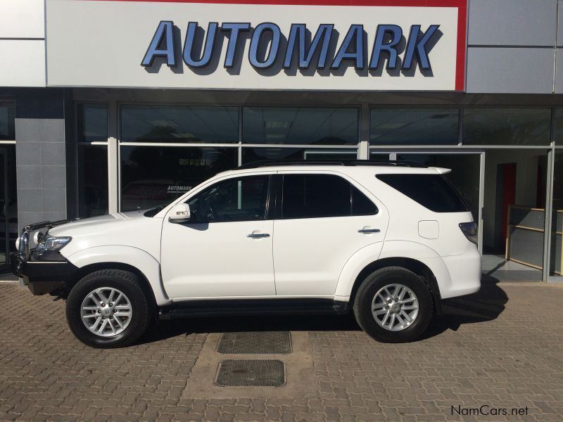 Toyota Fortuner 4.0 V6 4x4 AT in Namibia