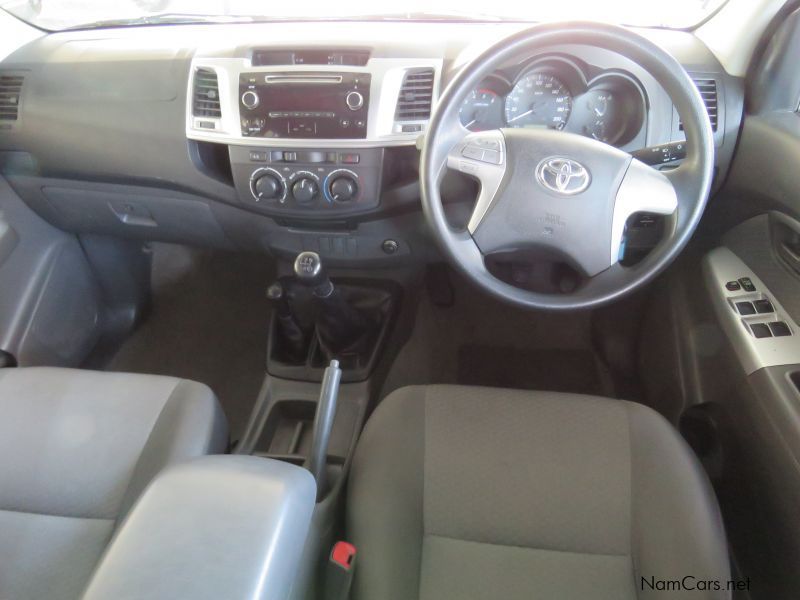 Toyota HILUX 2.5 D4D 4X4 D/CAB SRX in Namibia