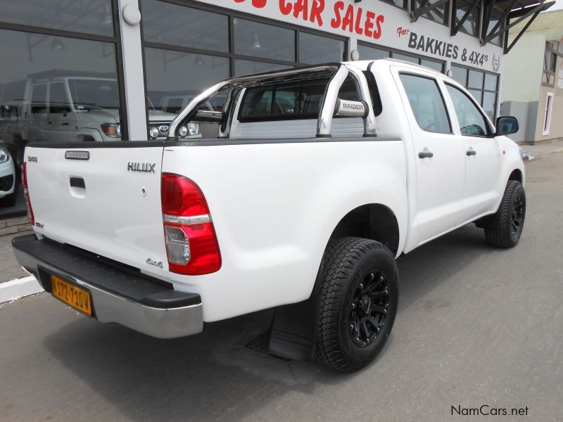 Toyota HILUX 2.5 D4D SRX D/C 4X4 in Namibia