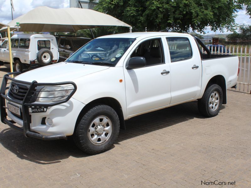 Toyota HILUX 2.5D4D D/C 4X4 SRX in Namibia