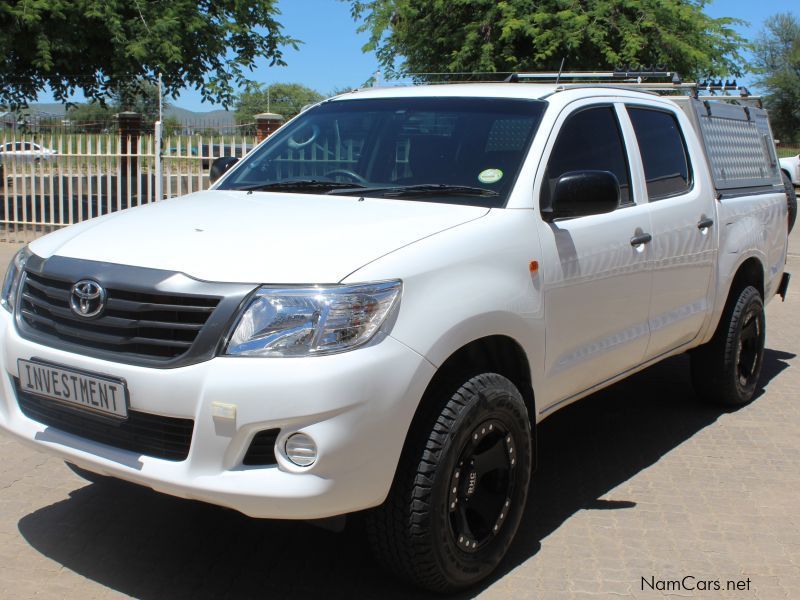 Toyota HILUX 2.5D4D D/C 4X4 SRX in Namibia