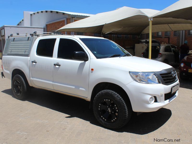 Toyota HILUX 2.5D4D D/C 4X4 SRX in Namibia