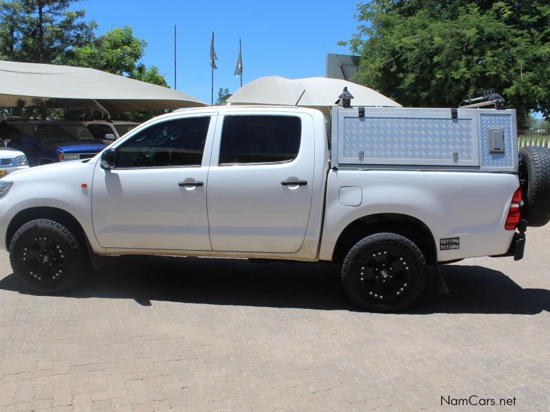 Toyota HILUX 2.5D4D D/C 4X4 SRX in Namibia