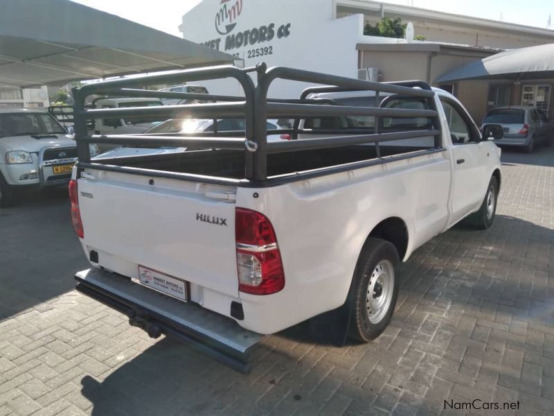 Toyota Hilux 2.0 VVTi in Namibia