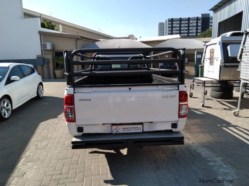 Toyota Hilux 2.0 VVTi in Namibia