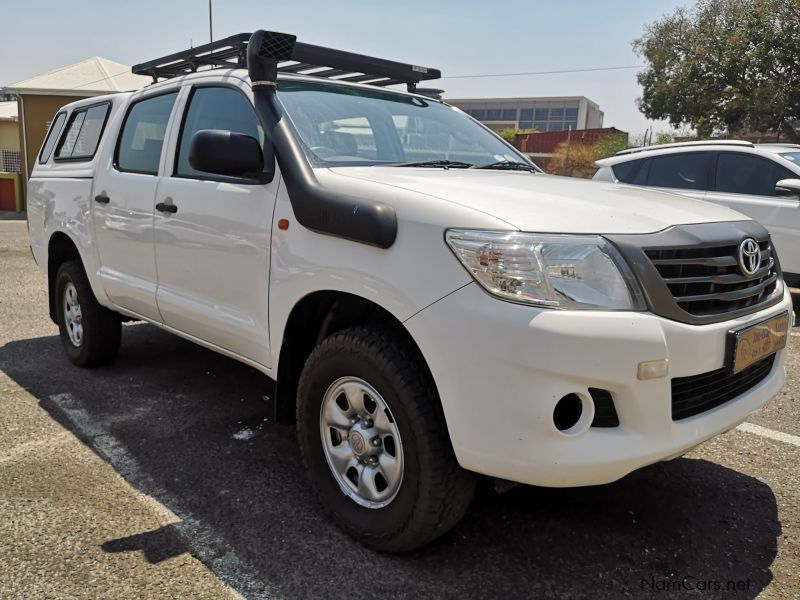 Toyota Hilux 2.5 D-4D 4X4 SRX DC in Namibia