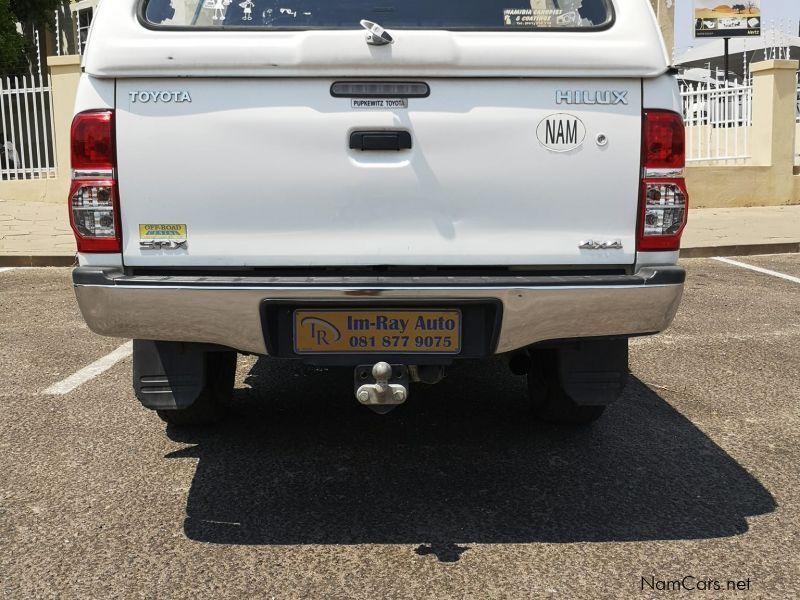 Toyota Hilux 2.5 D-4D 4X4 SRX DC in Namibia