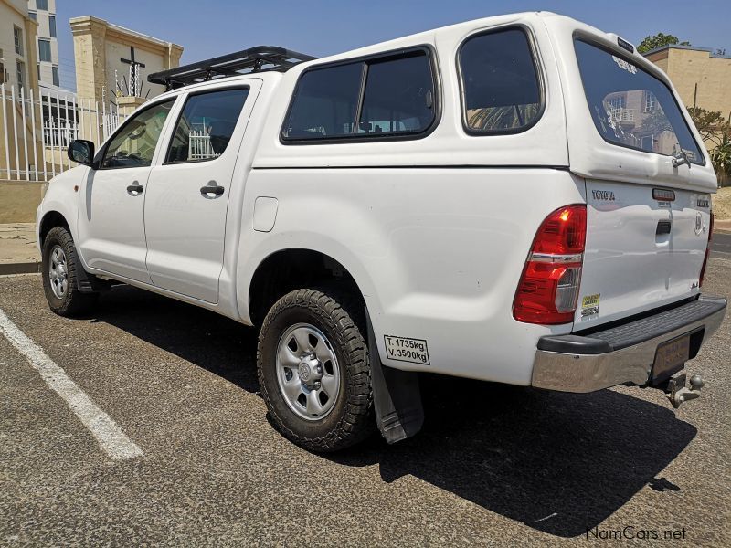 Toyota Hilux 2.5 D-4D 4X4 SRX DC in Namibia