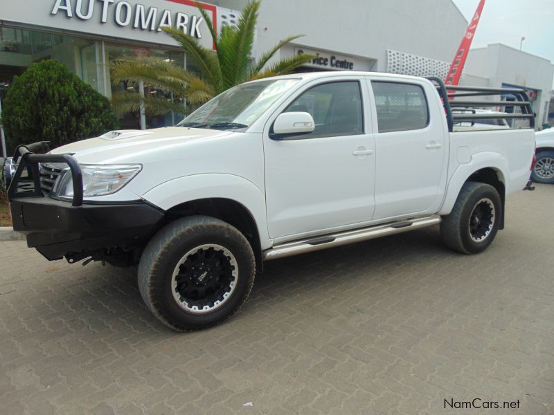 Toyota Hilux 2.5 D-4D RB DAKAR EDITION in Namibia