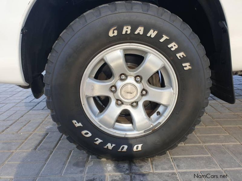 Toyota Hilux 2.5 D-4D SRX D/Cab 4x4 in Namibia