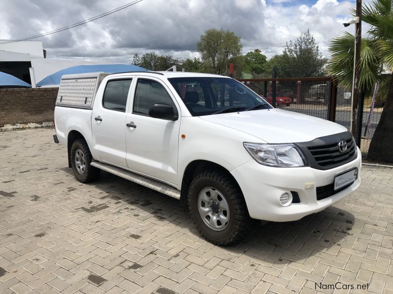 Toyota Hilux 2.5 D4-D SRX 4x4 P/U D/C in Namibia