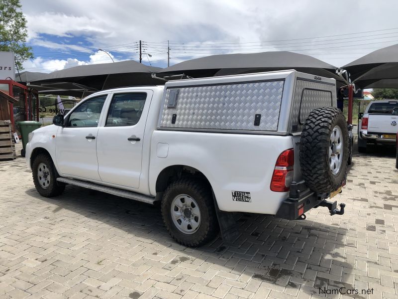 Toyota Hilux 2.5 D4-D SRX 4x4 P/U D/C in Namibia