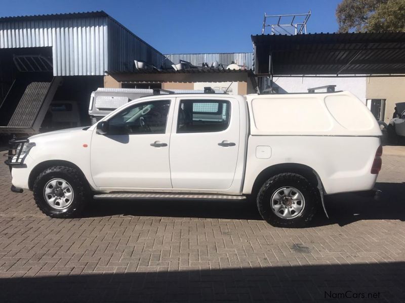 Toyota Hilux 2.5 D4D SRX 4x4 D/C manual in Namibia