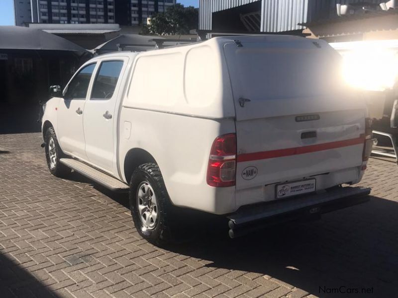 Toyota Hilux 2.5 D4D SRX 4x4 D/C manual in Namibia